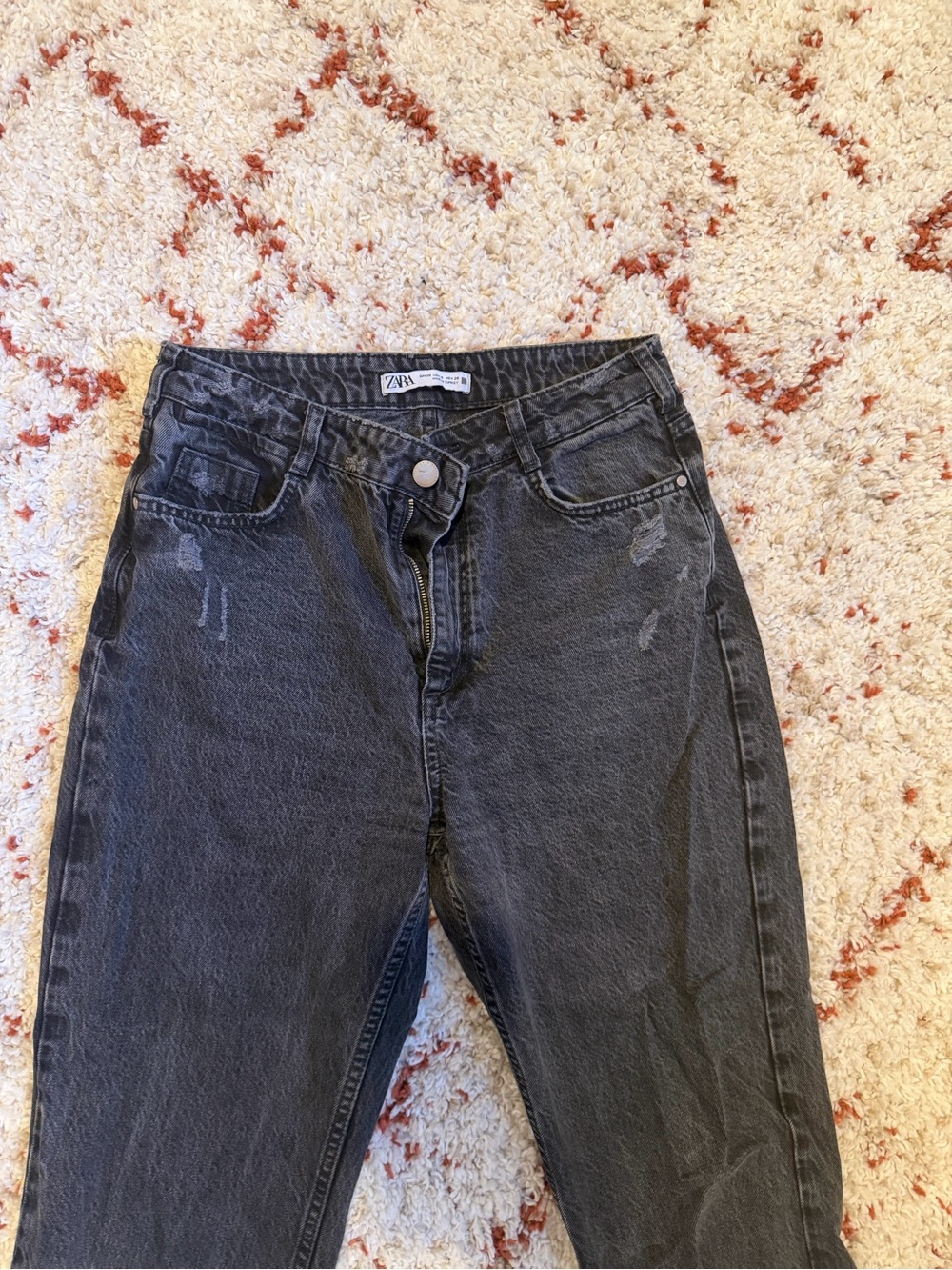 Zara Washed Black High-Rise Straight Jeans